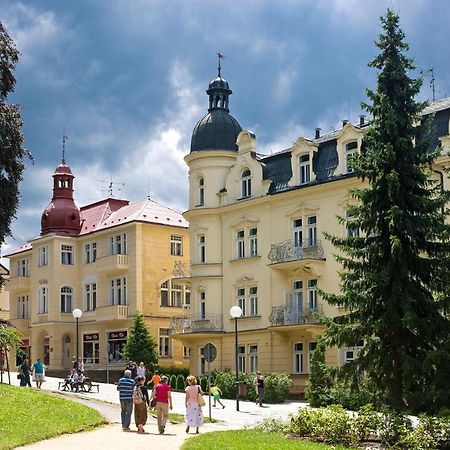 Villa Dagmar Luhačovice Kültér fotó