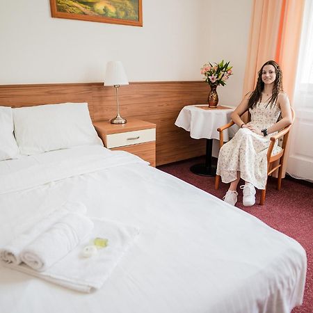 Villa Dagmar Luhačovice Kültér fotó