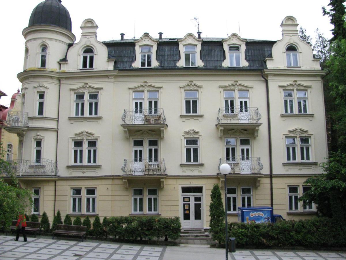 Villa Dagmar Luhačovice Kültér fotó