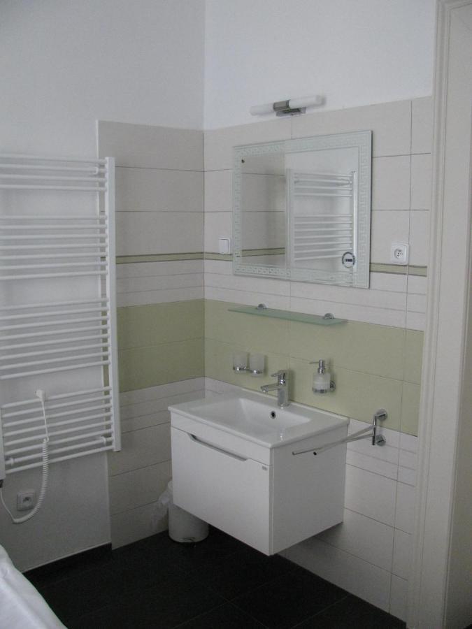 Villa Dagmar Luhačovice Kültér fotó