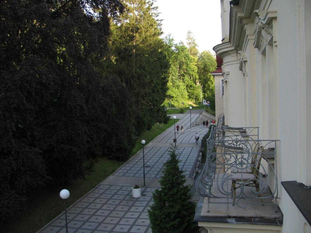 Villa Dagmar Luhačovice Kültér fotó