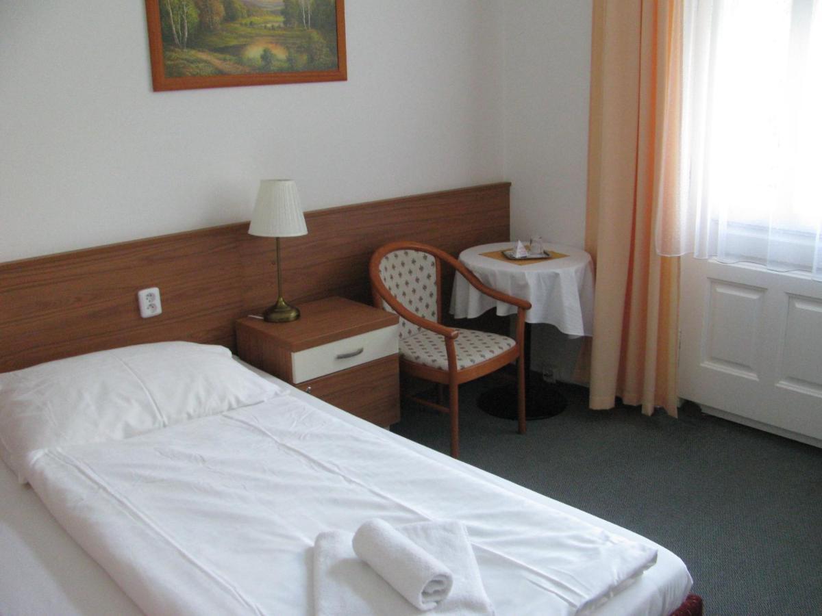 Villa Dagmar Luhačovice Kültér fotó