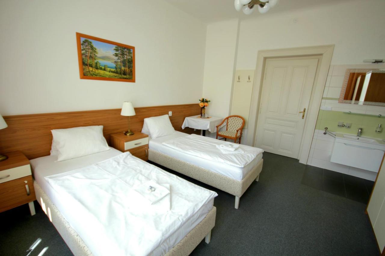 Villa Dagmar Luhačovice Kültér fotó